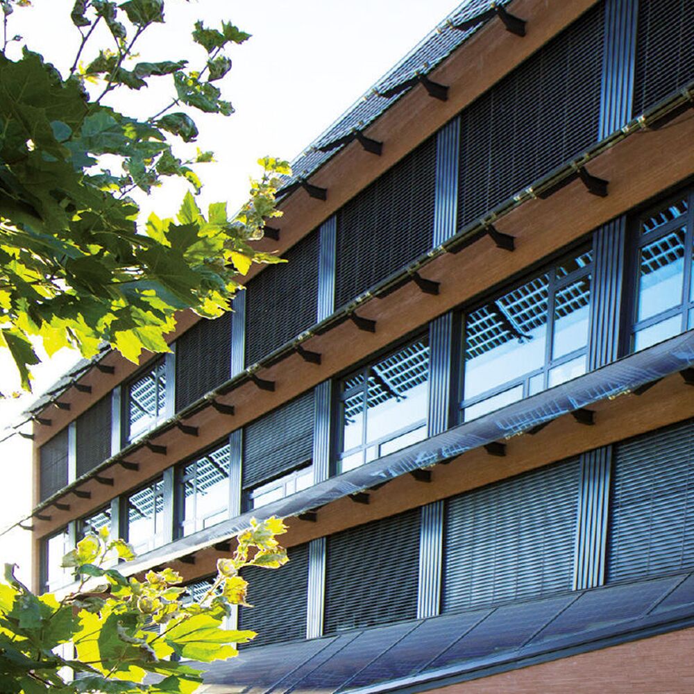 Outdoor Aluminum Venetian Blinds Electric Waterproof Sunproof Window Cover for Skylights Metal Plain Technique